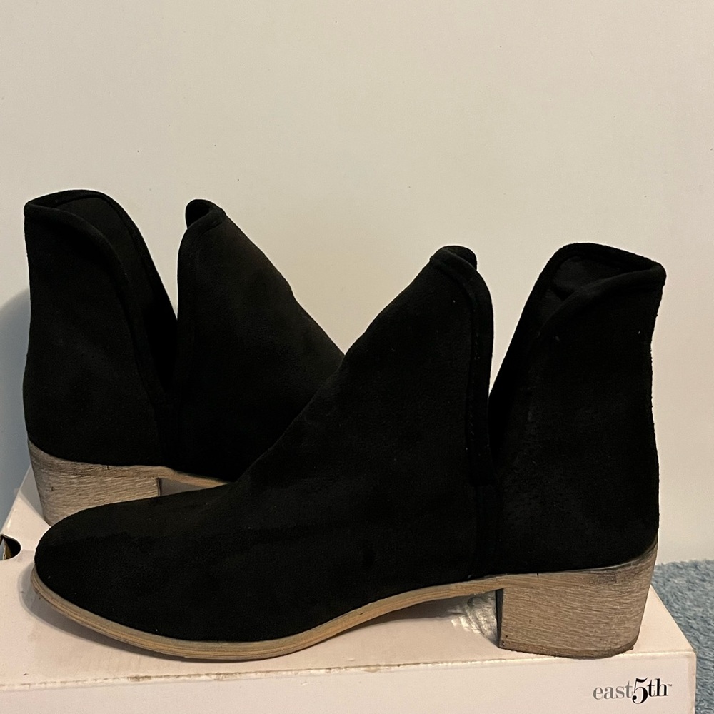 Seven7 Women's Vegan Leather Ankle Boot size 10